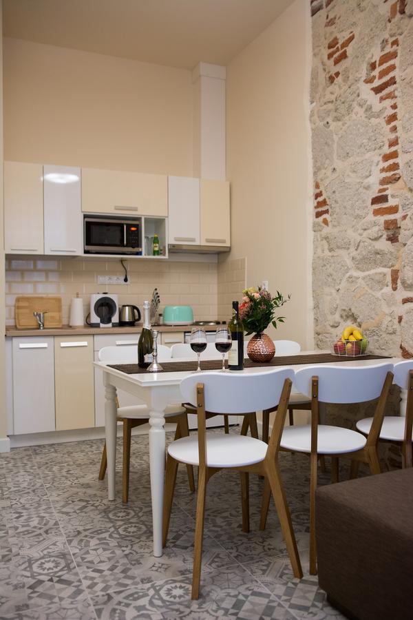 Zora Apartman Eger Extérieur photo