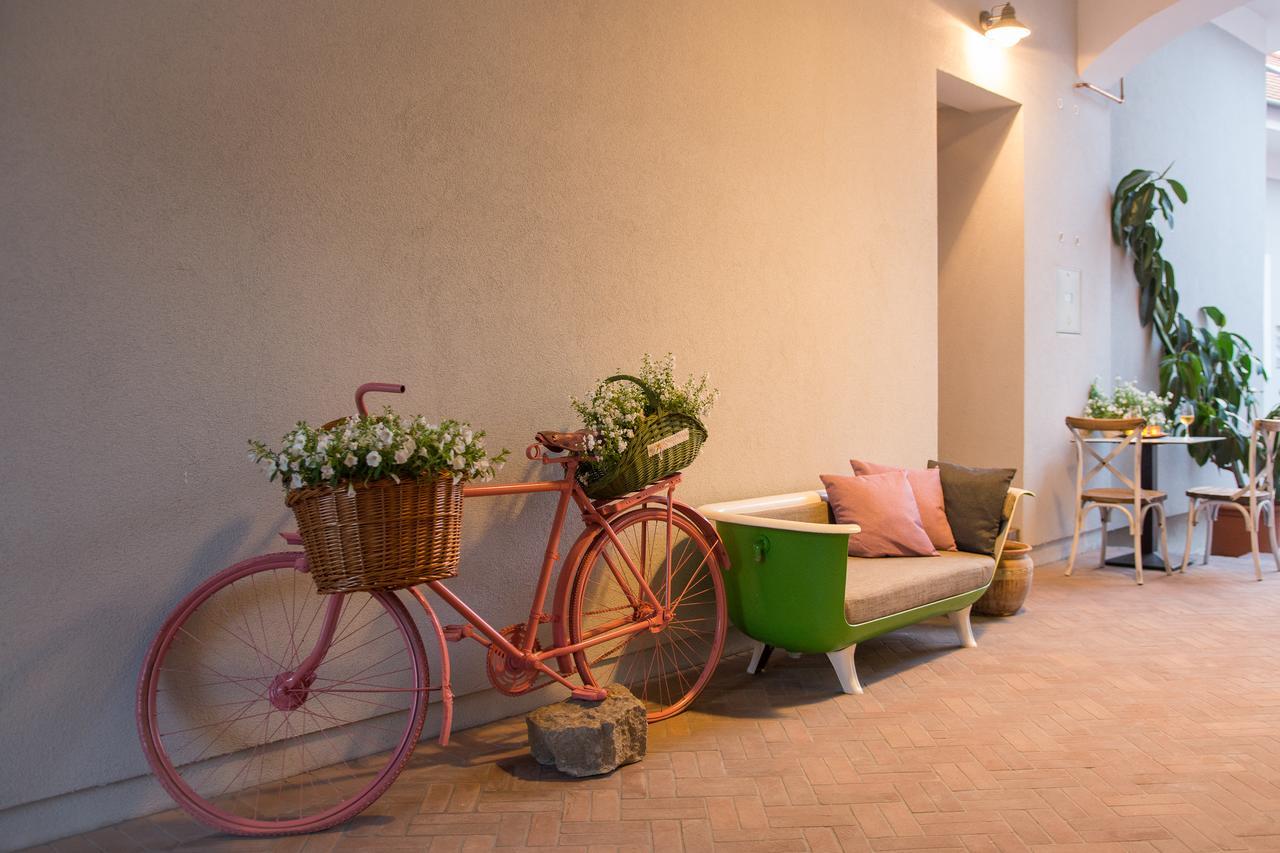 Zora Apartman Eger Extérieur photo